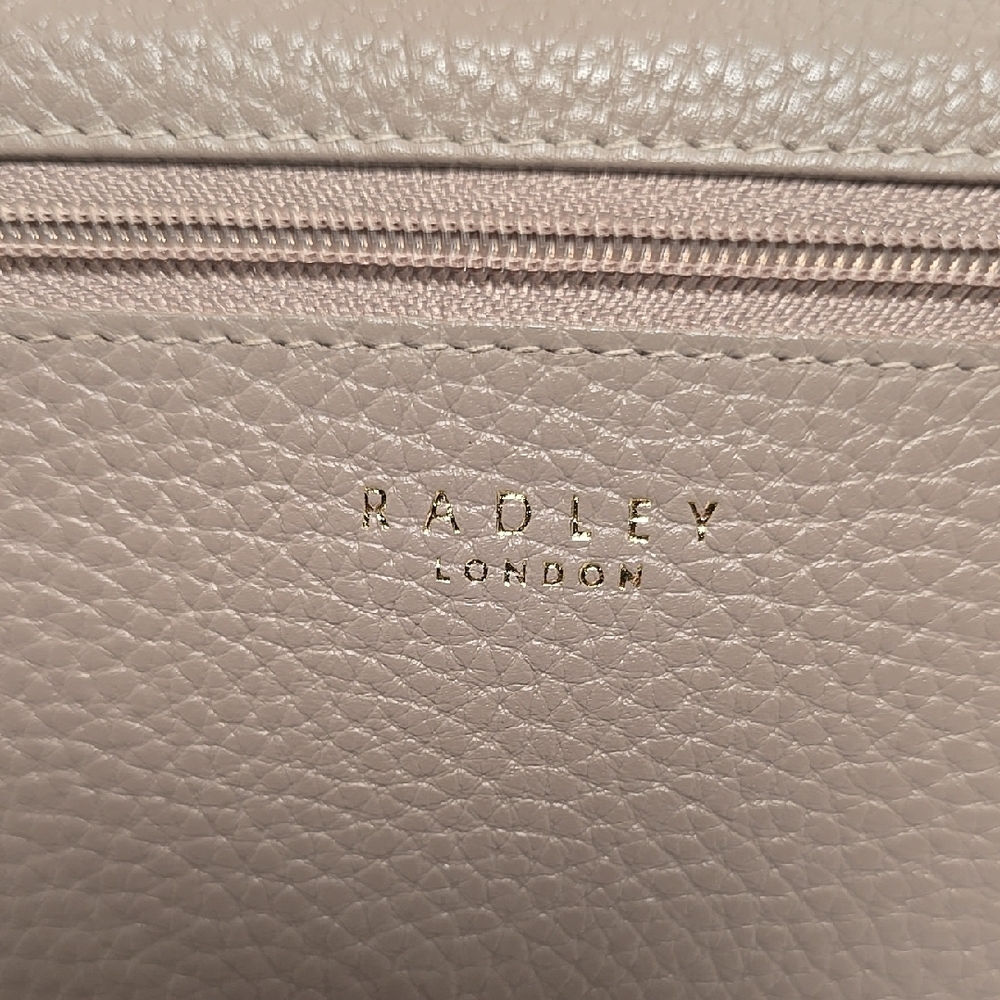 Radley London Heritage Flap Long Wallet - Picture 4 of 12